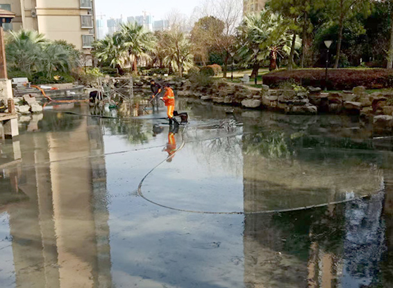 枝江景观池淤泥清理