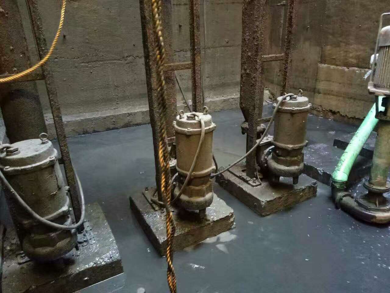 枝江污水池清理